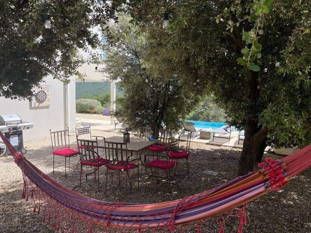 Mollans-sur-Ouvèze A Mont Nos Hotes 2 מראה חיצוני תמונה